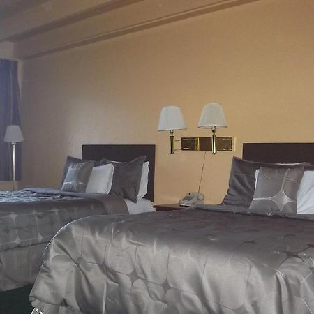 Travel Inn Flagstaff Флагстаф Екстериор снимка