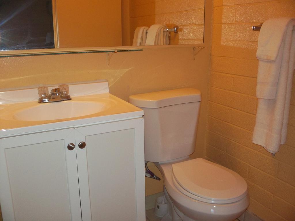 Travel Inn Flagstaff Флагстаф Екстериор снимка