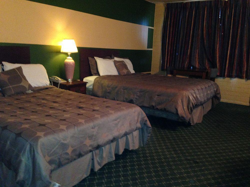 Travel Inn Flagstaff Флагстаф Екстериор снимка